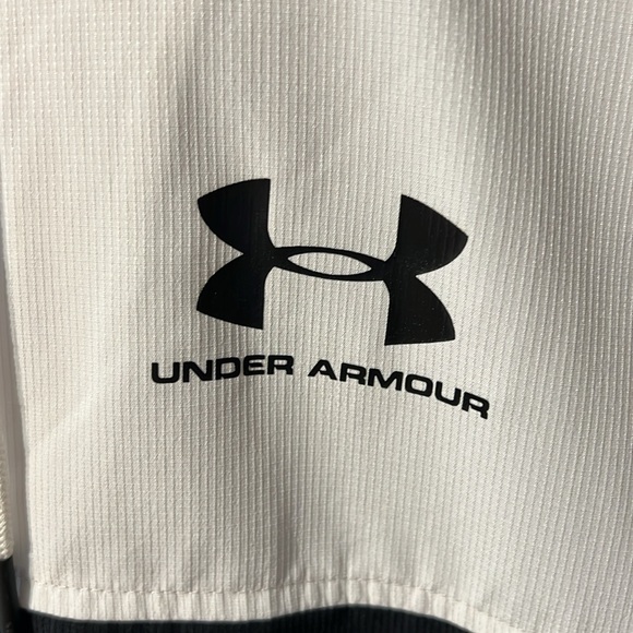 Mens Under Armour Jacket - Picture 3 of 3